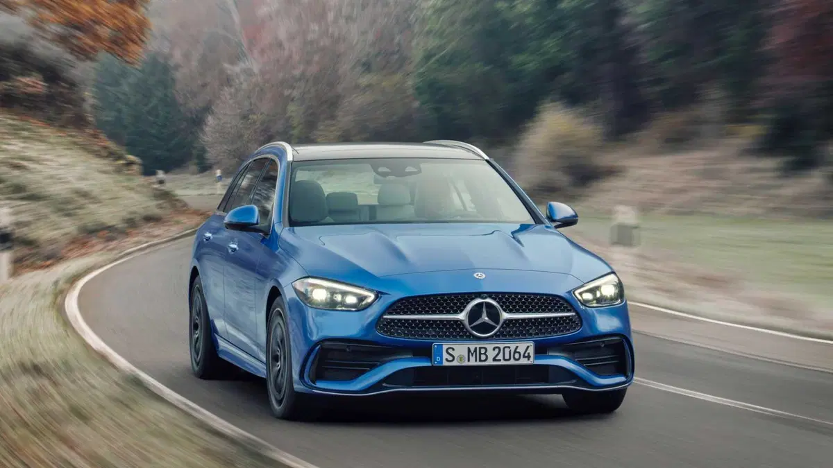 Mercedes-Benz Classe C Station Wagon 300 de phev AMG Line Advanced Plus auto (8)