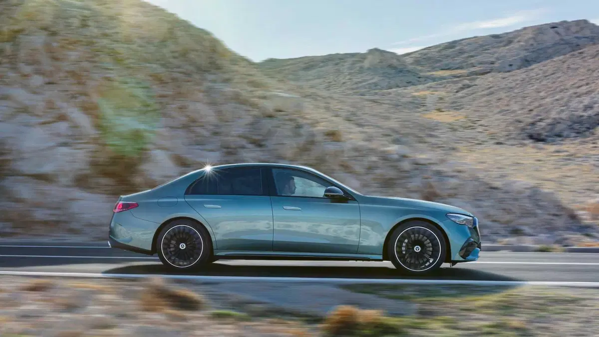 Mercedes-Benz Classe E (6)
