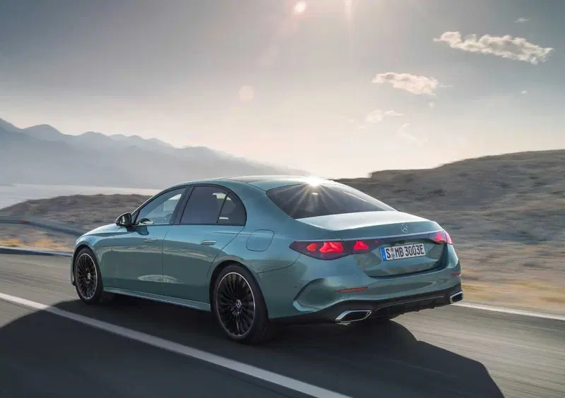 Mercedes-Benz Classe E (7)