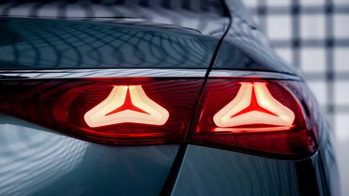 Mercedes-Benz Classe E (14)