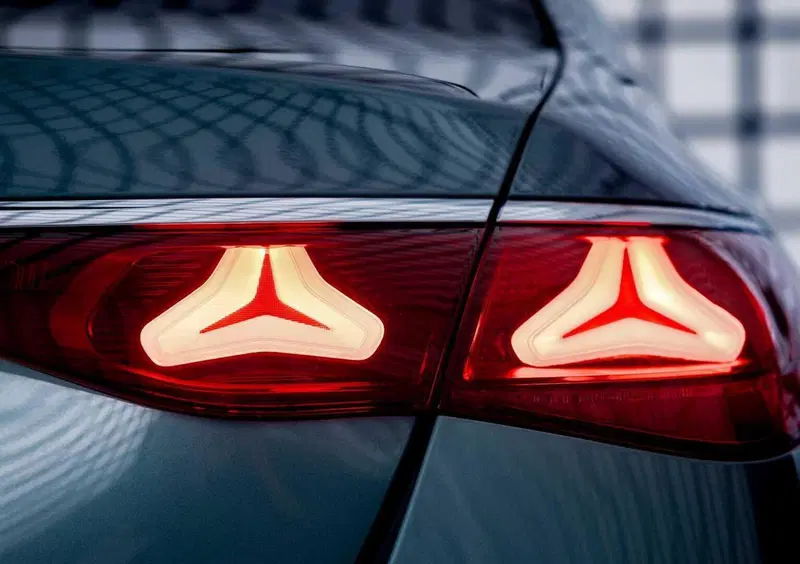 Mercedes-Benz Classe E (14)