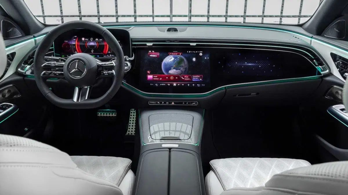 Mercedes-Benz Classe E (9)