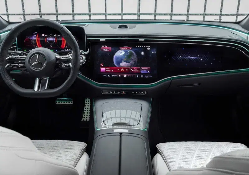 Mercedes-Benz Classe E (9)