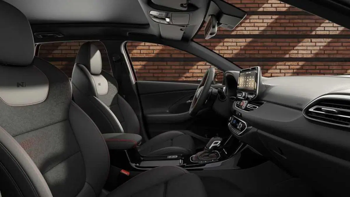 Hyundai i30: restyling in arrivo e aggiornamenti tecnici (8)