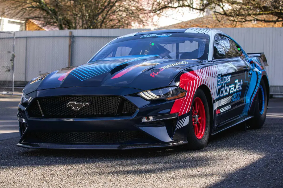Ford Mustang Super Cobra Jet 1800 elettrica: record in impennata [VIDEO]   (2)