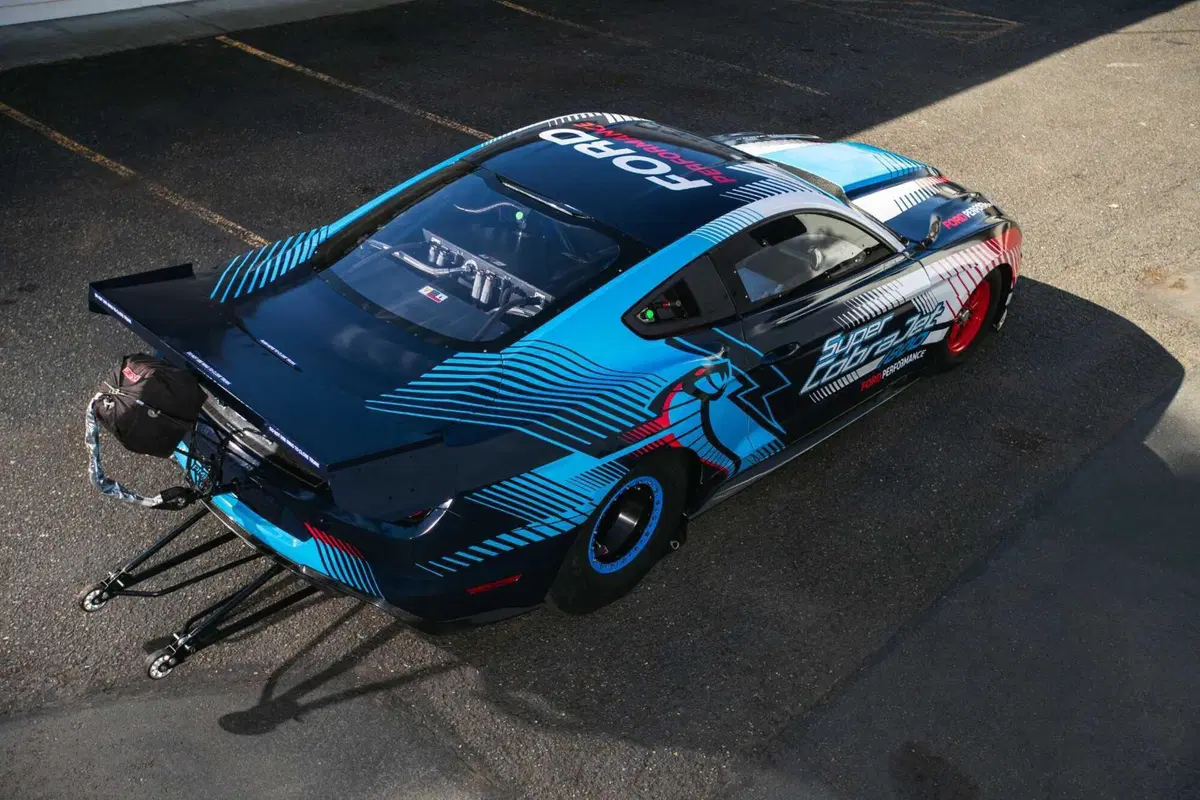Ford Mustang Super Cobra Jet 1800 elettrica: record in impennata [VIDEO]   (9)