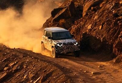 Land Rover Defender OCTA: sar&agrave; la pi&ugrave; robusta di sempre 