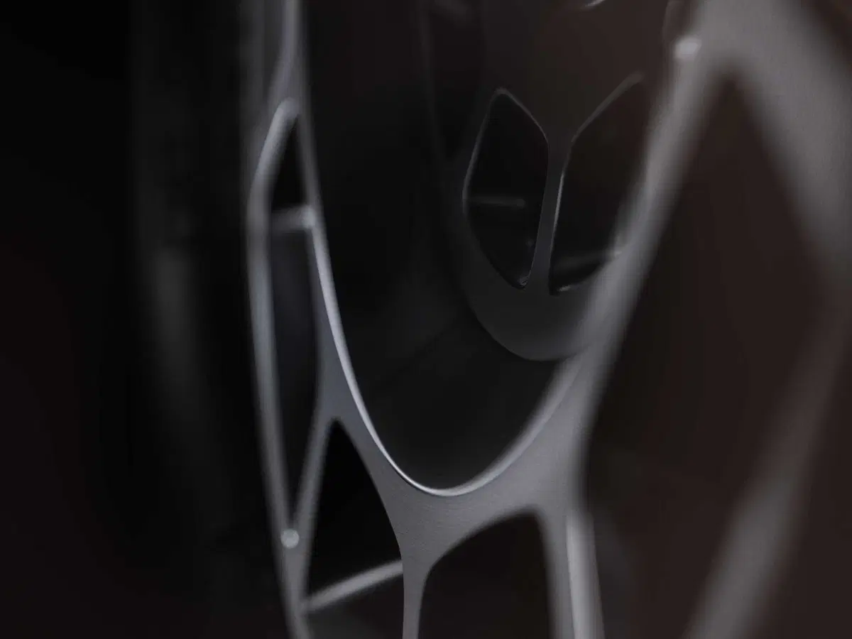 Land Rover Defender OCTA: sarà la più robusta di sempre  (2)