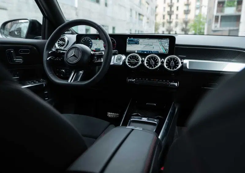 Mercedes-Benz GLB (2019-26) (10)