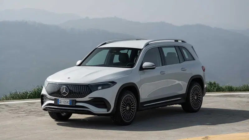 Mercedes-Benz EQB 300 4Matic Premium