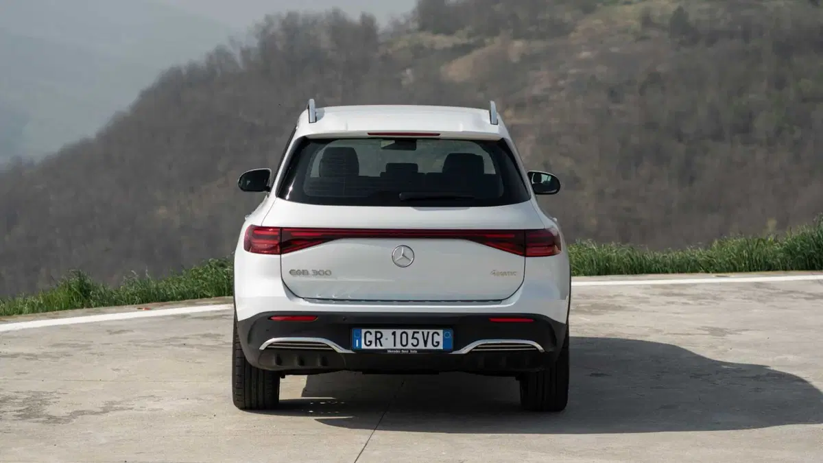 Mercedes-Benz EQB (5)