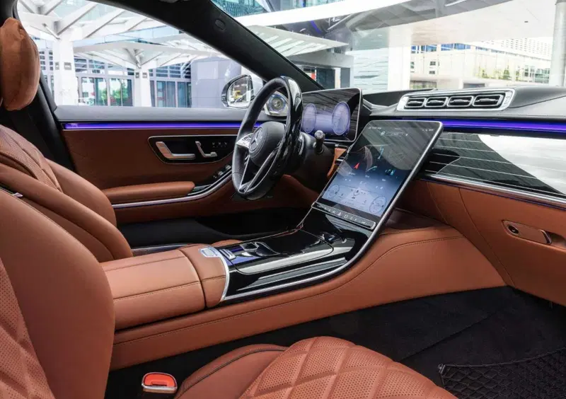 Mercedes-Benz Classe S (2020-->>) (30)
