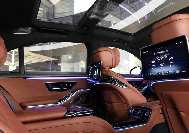 Mercedes-Benz Classe S (2020-->>) (33)