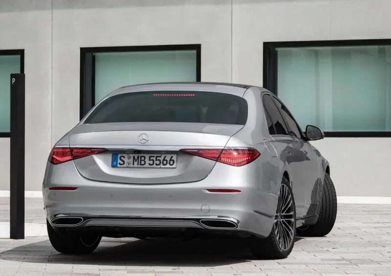 Mercedes-Benz Classe S (2020-->>) (25)