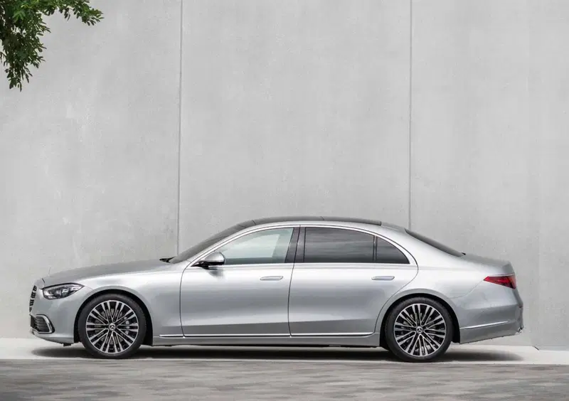 Mercedes-Benz Classe S (2020-->>) (23)