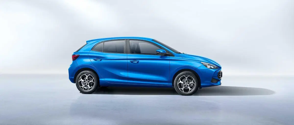 MG MG3: in Francia si preordina con 500 euro e costa meno di 20k (5)