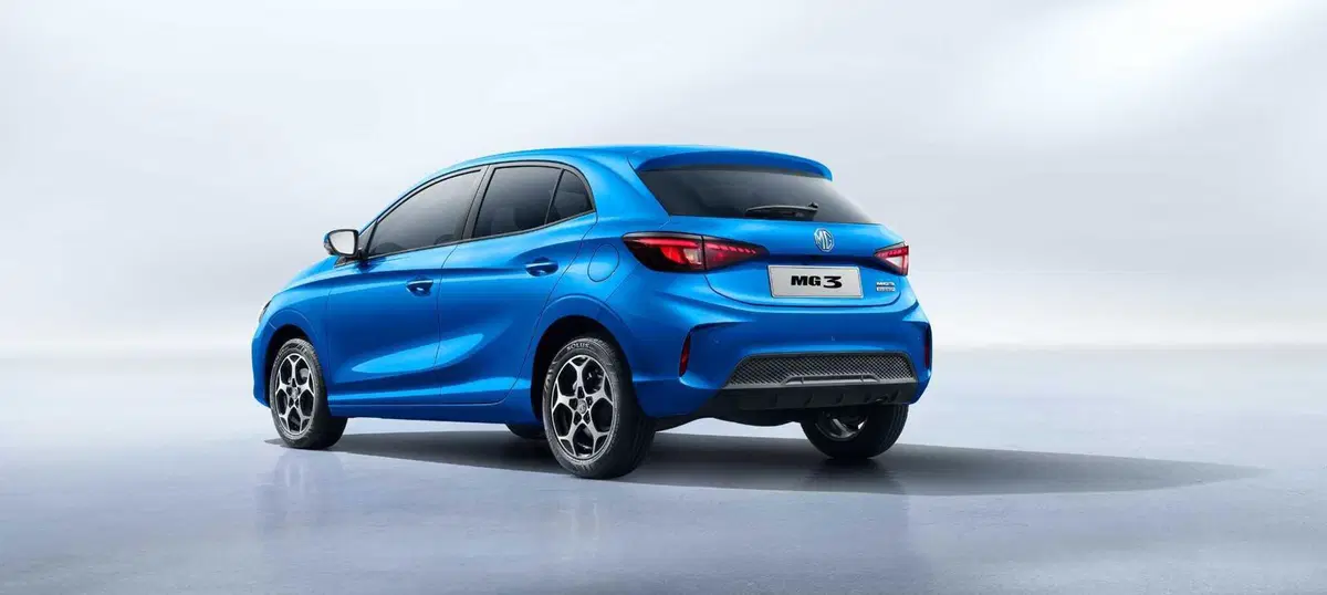 MG MG3: in Francia si preordina con 500 euro e costa meno di 20k (8)