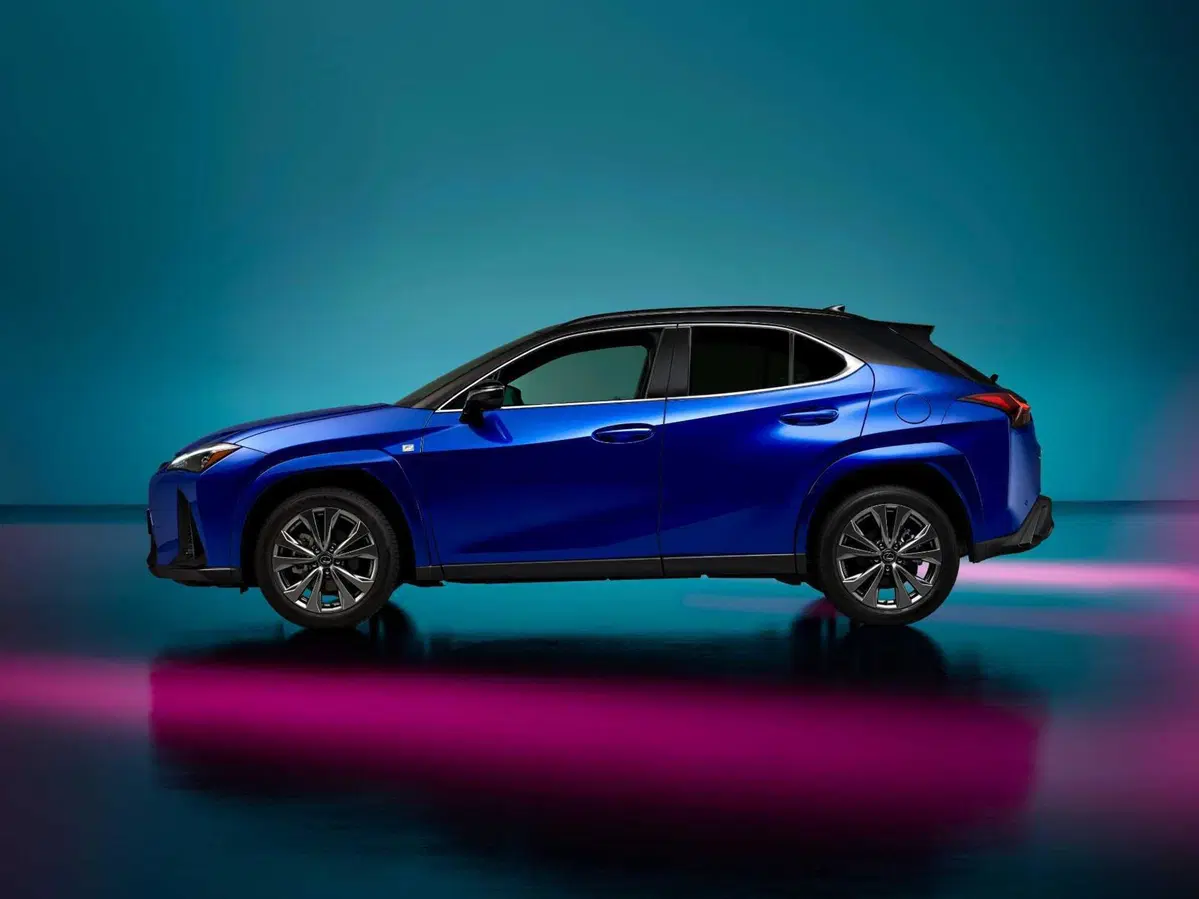 Lexus UX 300h: aggiornamenti di potenza e consumi più bassi (6)