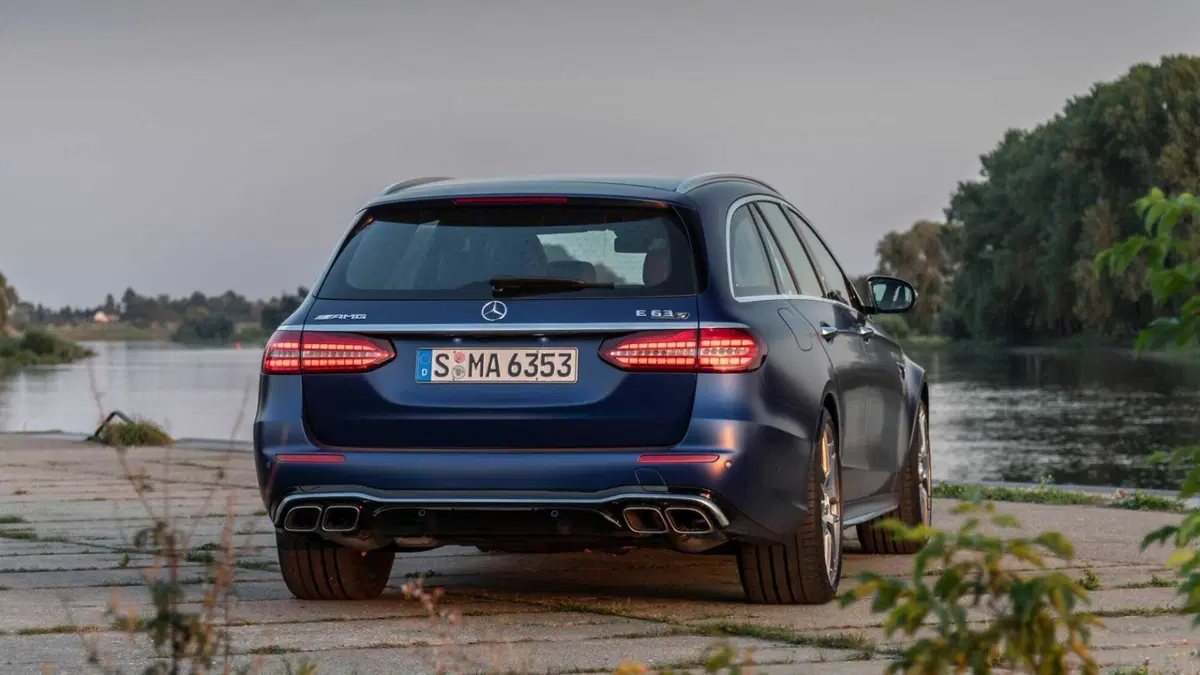 Mercedes-Benz Classe E Station Wagon 63 S 4Matic+ AMG (6)
