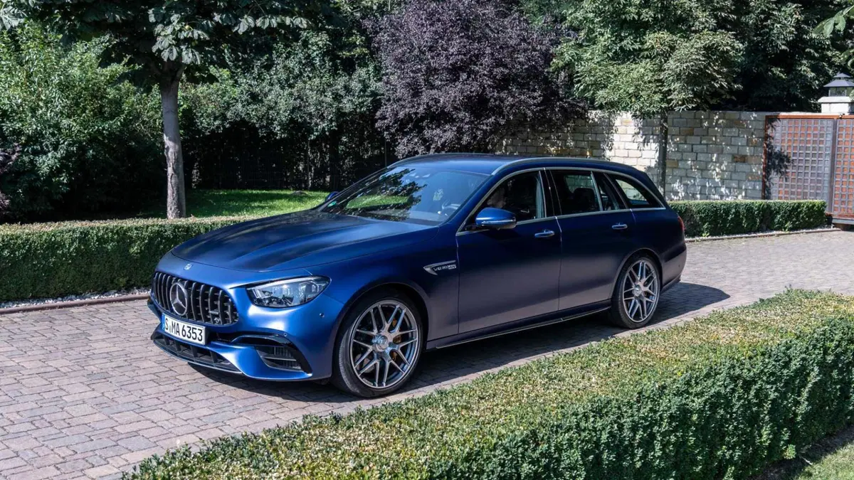 Mercedes-Benz Classe E Station Wagon 63 S 4Matic+ AMG (3)