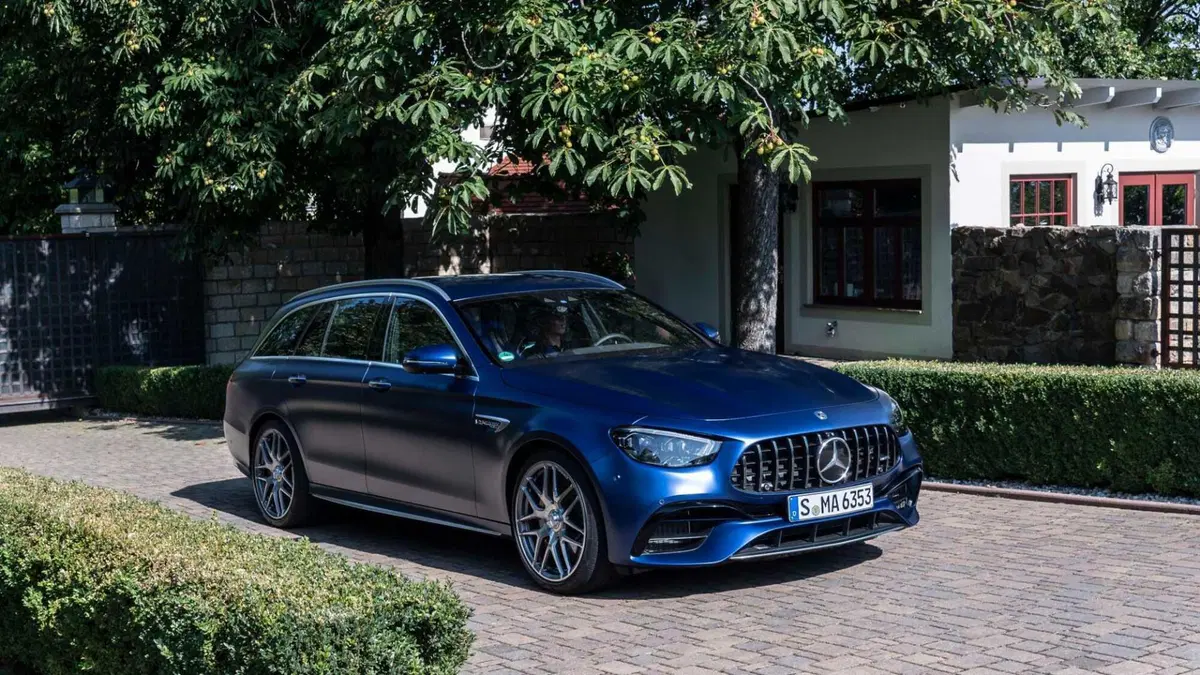 Mercedes-Benz Classe E Station Wagon 63 S 4Matic+ AMG (5)