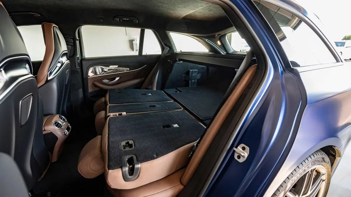 Mercedes-Benz Classe E Station Wagon 63 S 4Matic+ AMG (13)