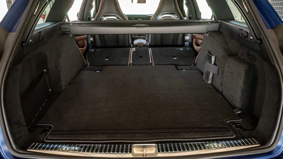 Mercedes-Benz Classe E Station Wagon 63 S 4Matic+ AMG (14)