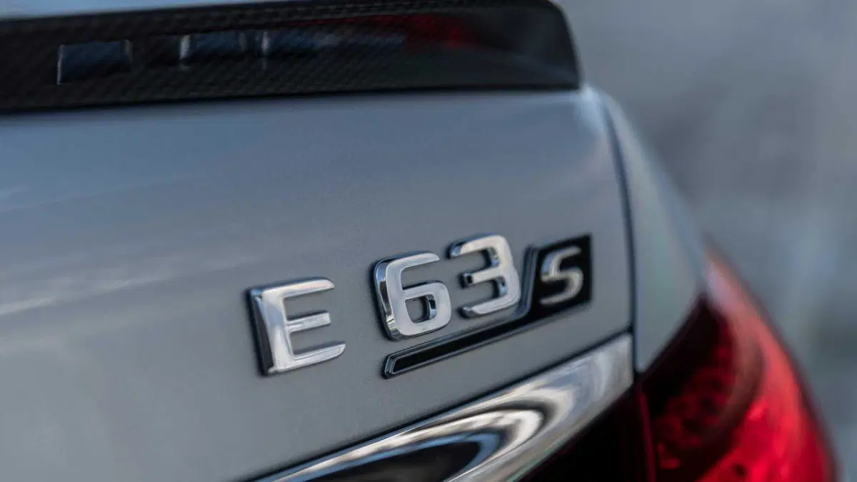 Mercedes-Benz Classe E 63 S 4Matic+ AMG (16)