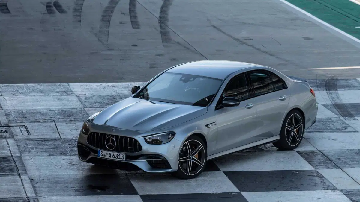 Mercedes-Benz Classe E 63 S 4Matic+ AMG (6)