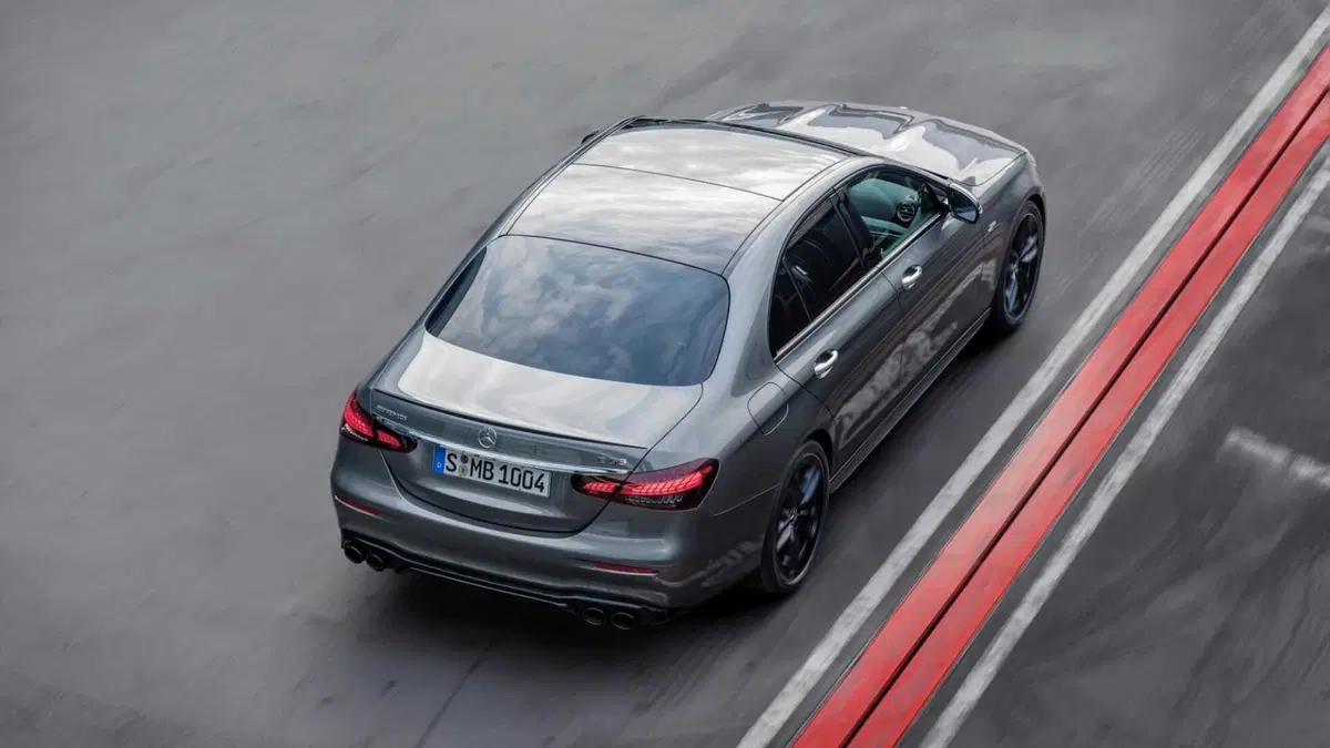 Mercedes-Benz Classe E 53 4Matic+ Mild hybrid AMG (5)
