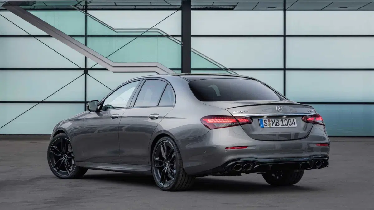 Mercedes-Benz Classe E 53 4Matic+ Mild hybrid AMG (3)