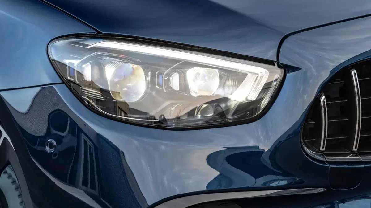 Mercedes-Benz Classe E Station Wagon 53 4Matic+ Mild hybrid AMG (8)