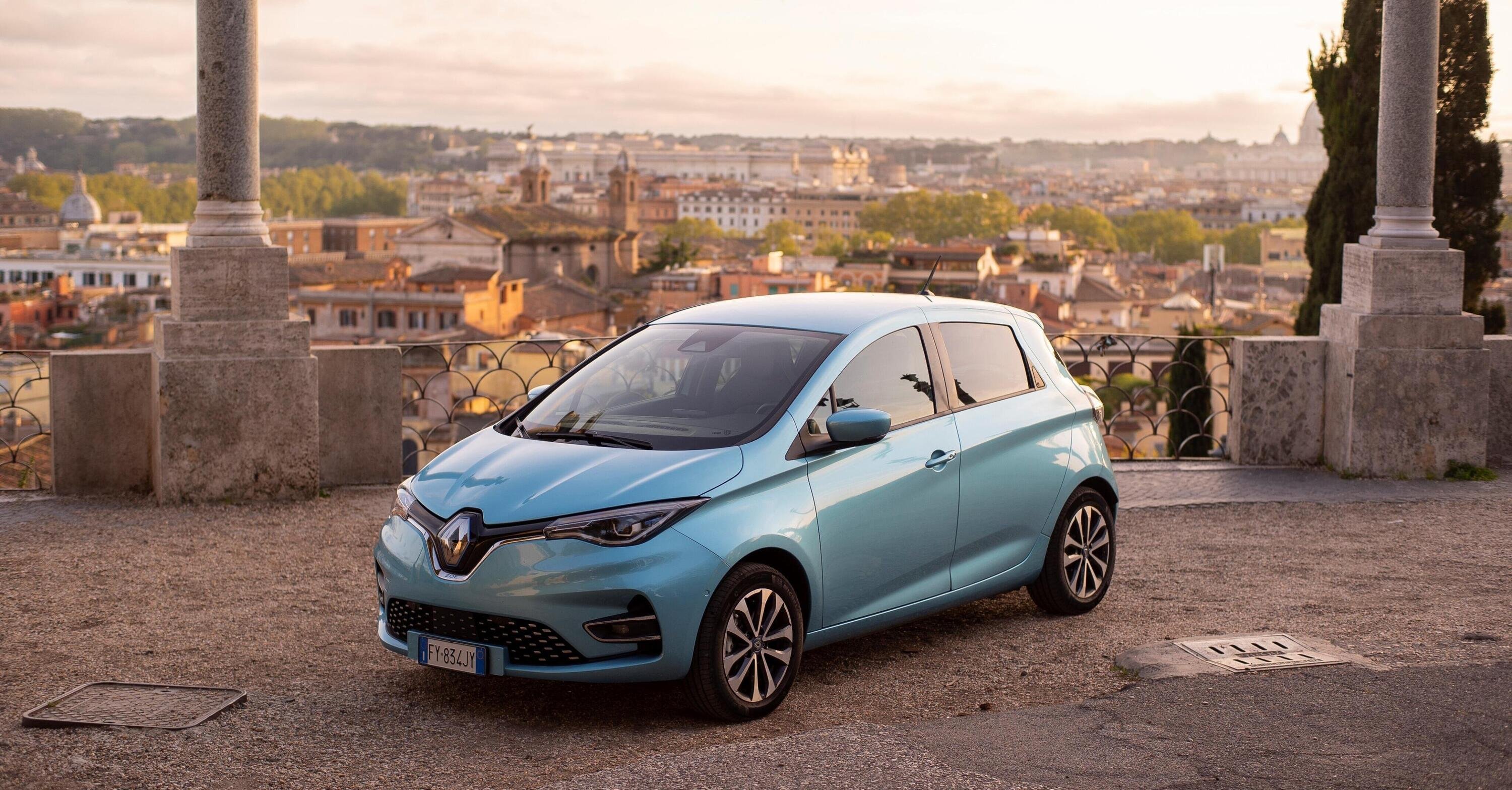 Renault Zoe: esce di produzione la piccola elettrica: 400.000 vendute 