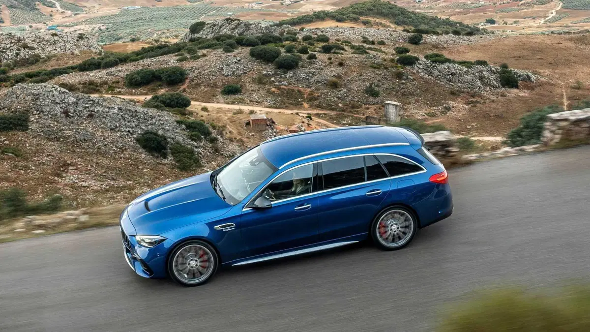 Mercedes-Benz Classe C Station Wagon 63 S AMG e Performance Plug-in hybrid Premium Plus (4)