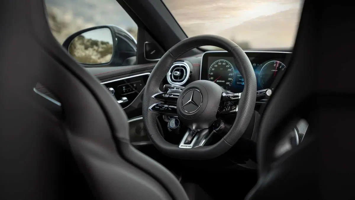 Mercedes-Benz Classe C Station Wagon 63 S AMG e Performance Plug-in hybrid Premium Plus (8)