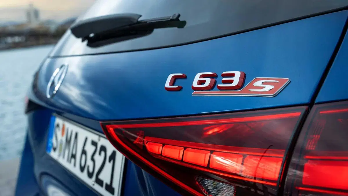 Mercedes-Benz Classe C Station Wagon 63 S AMG e Performance Plug-in hybrid Premium Plus (17)