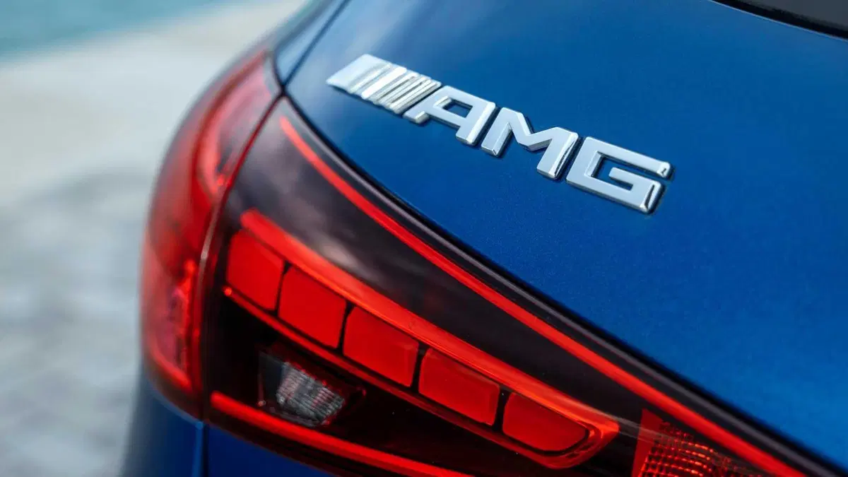 Mercedes-Benz Classe C Station Wagon 63 S AMG e Performance Plug-in hybrid Premium Plus (18)