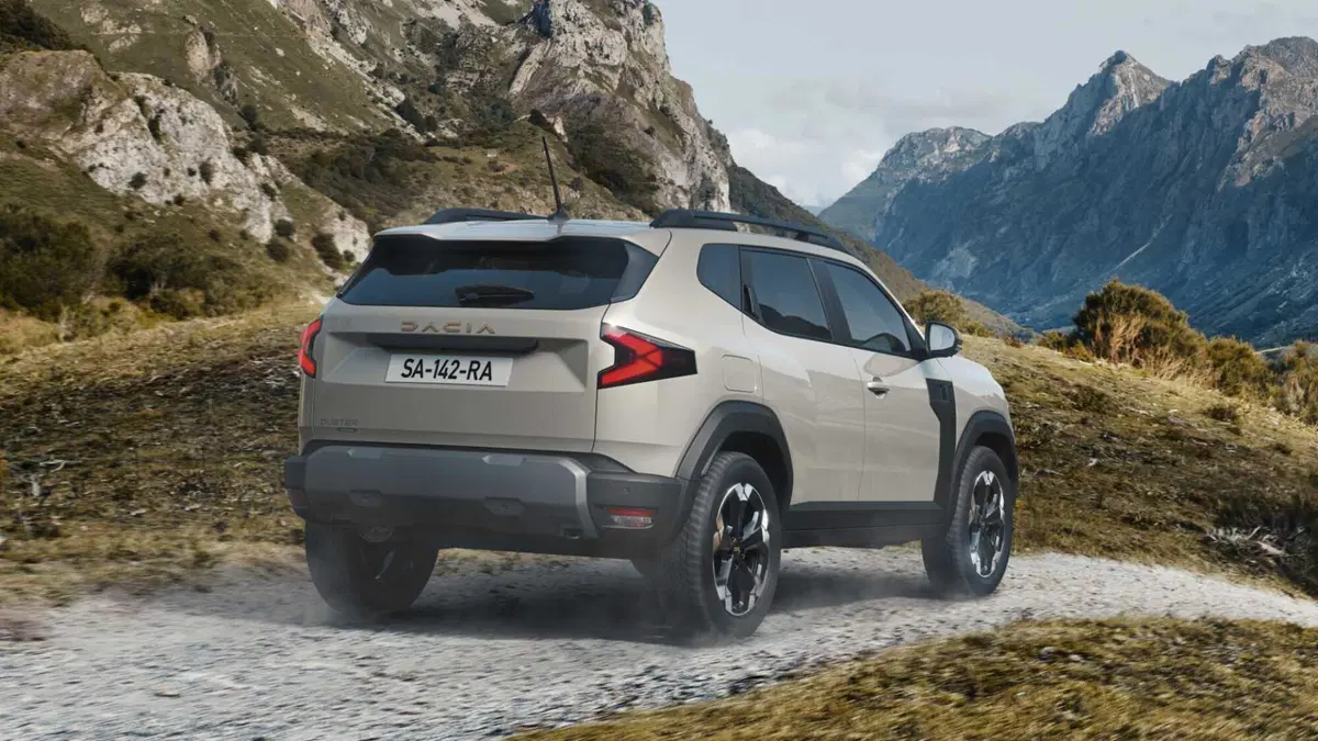 Dacia Duster 1.6 hybrid Extreme 140cv (5)