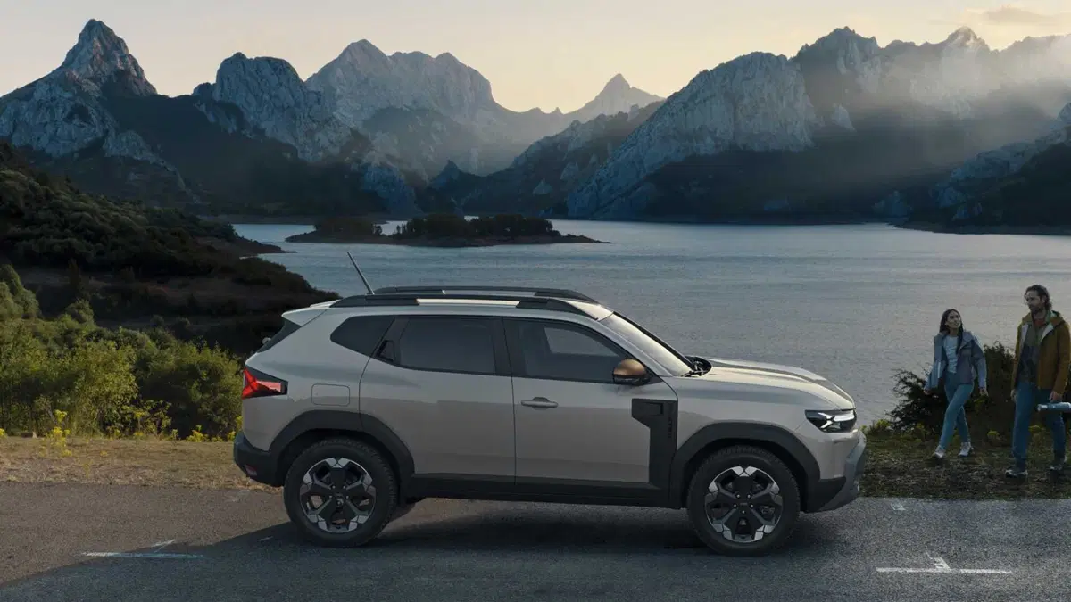 Dacia Duster 1.6 hybrid Extreme 140cv (4)