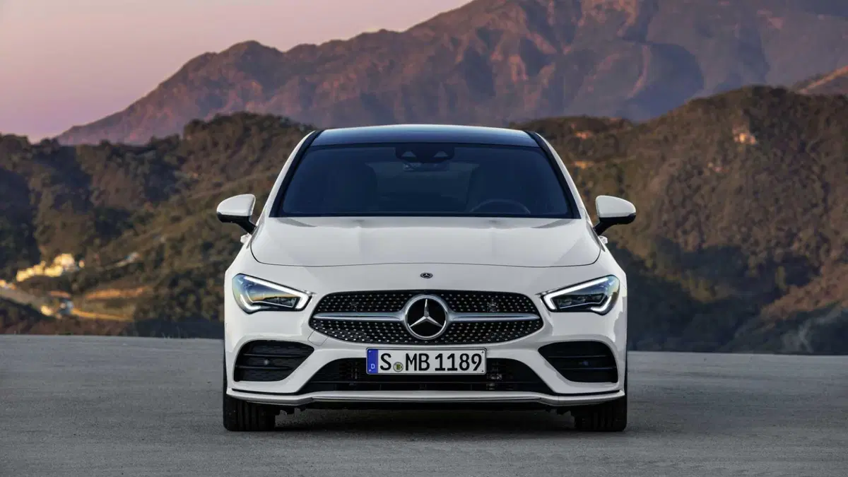 Mercedes-Benz CLA Shooting Brake 200 Shooting Brake Executive (13)