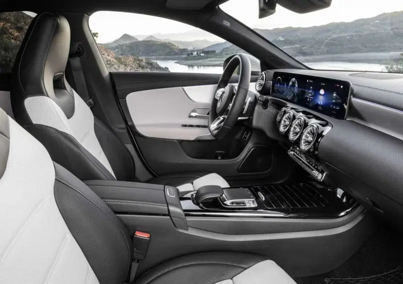 Mercedes-Benz CLA Shooting Brake (2019-26) (19)