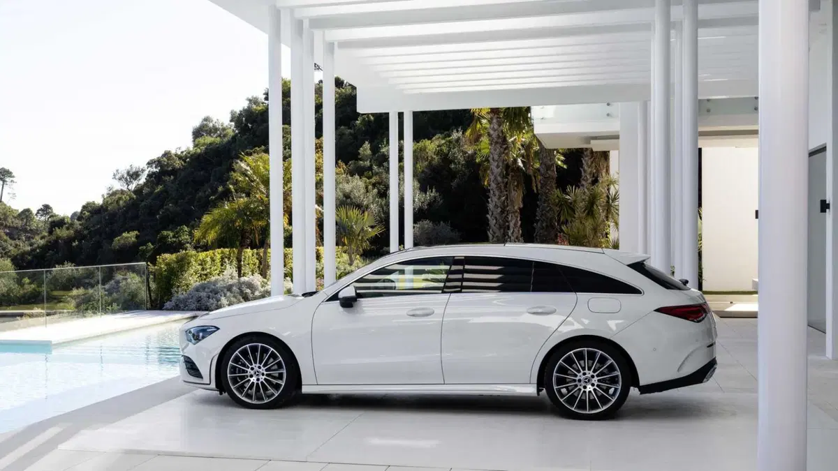 Mercedes-Benz CLA Shooting Brake 200 Shooting Brake Executive (16)