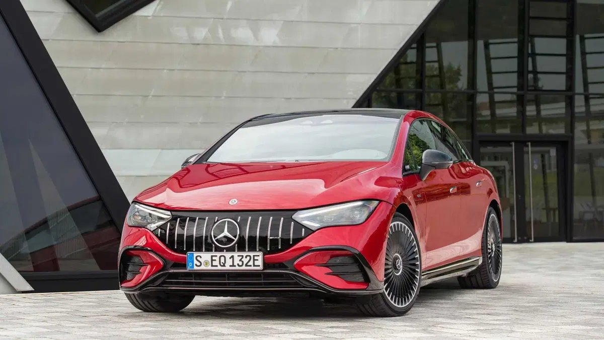 Mercedes-Benz EQE AMG 43 Premium Plus 4matic (4)