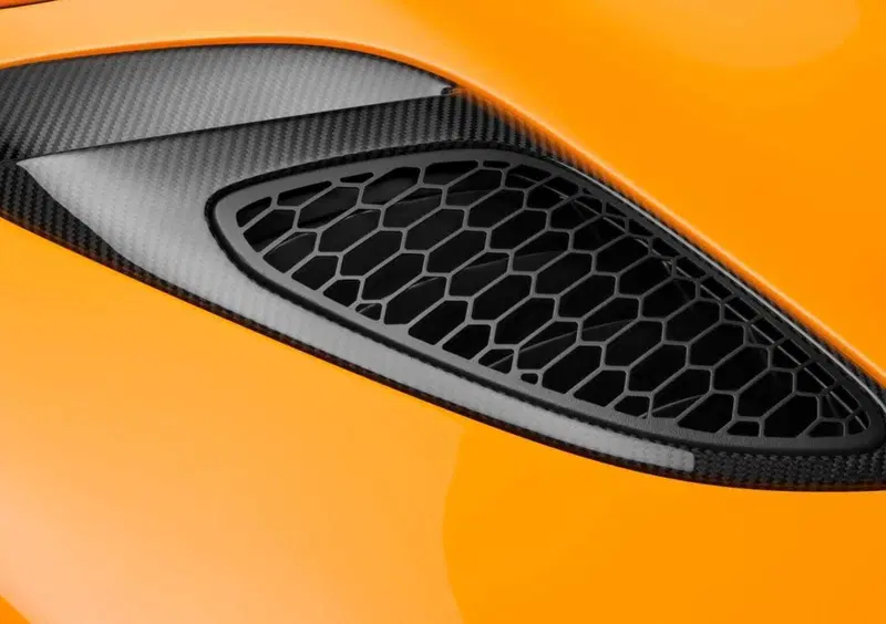 McLaren Artura Cabrio (2024-->>) (12)