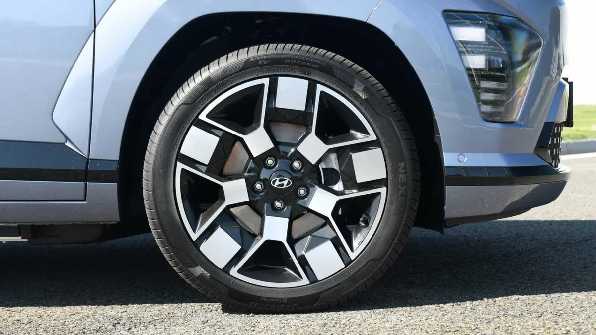 Hyundai Kona 1.6 gdi hev X Line Tech Pack 2wd dct (15)