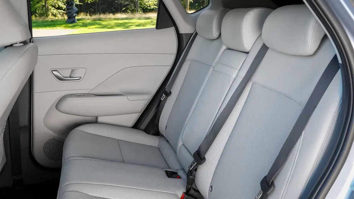 Hyundai Kona 1.6 gdi hev X Line Tech Pack 2wd dct (11)