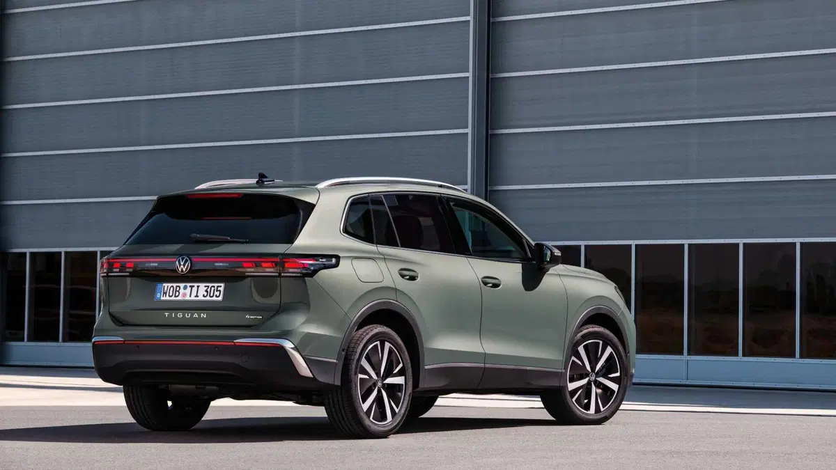 Volkswagen Tiguan (2023-->>) (3)