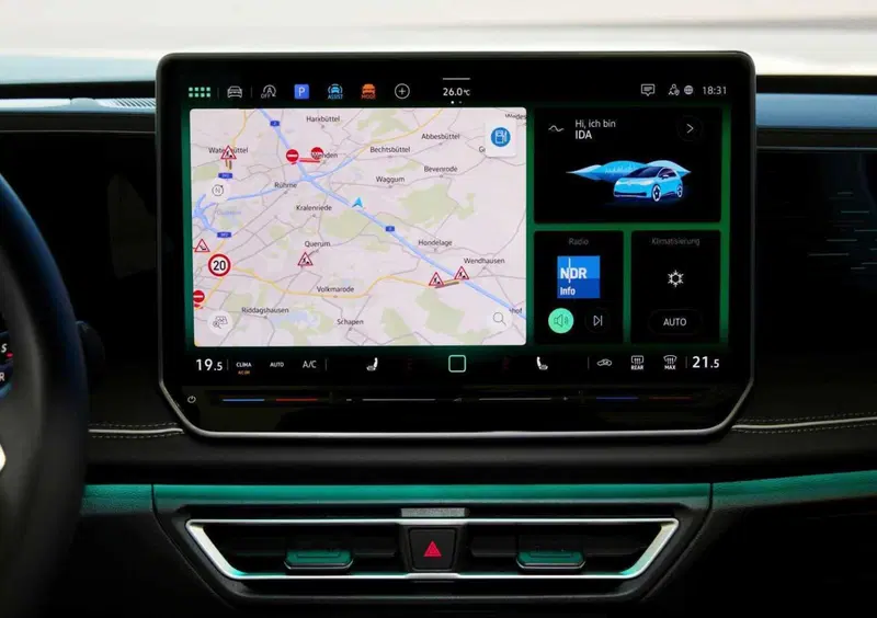 Volkswagen Tiguan (2023-->>) (15)