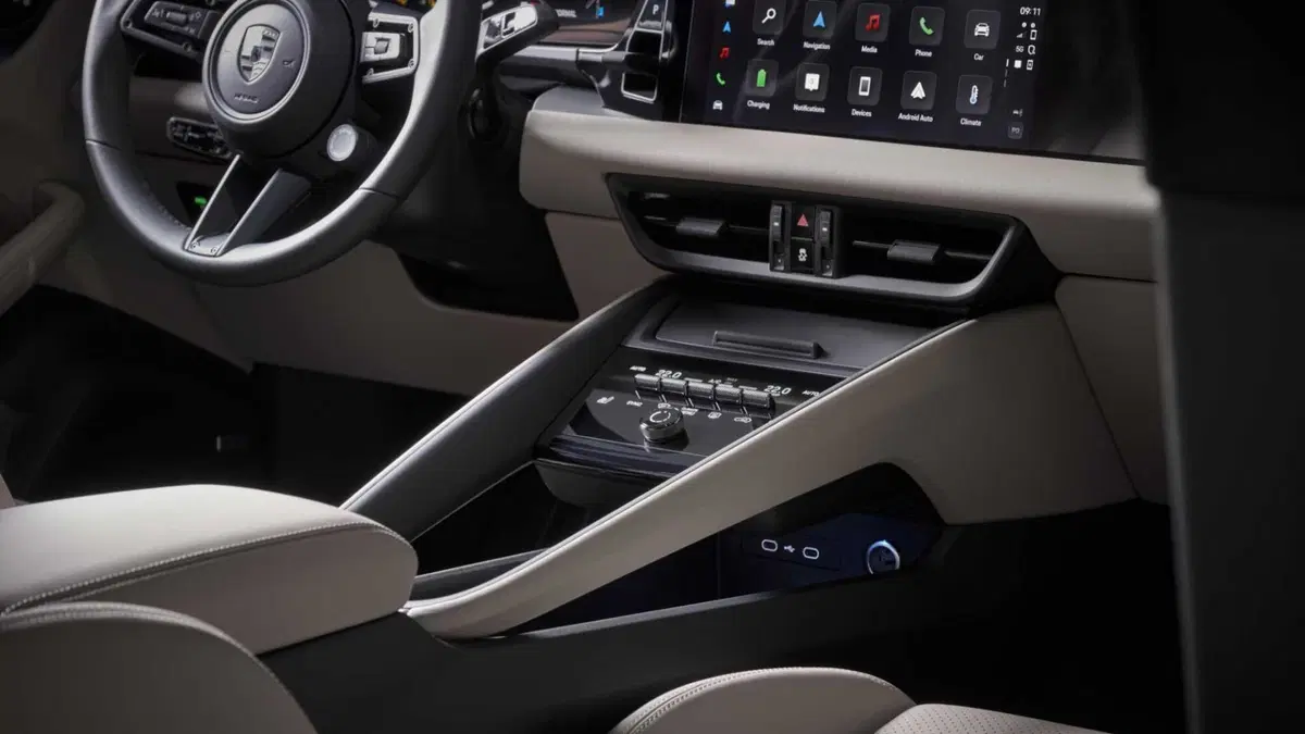Porsche Macan Turbo (8)