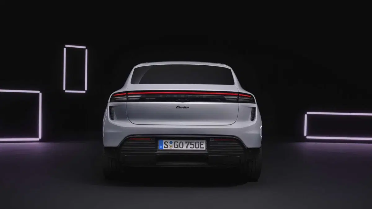 Porsche Macan Turbo (5)